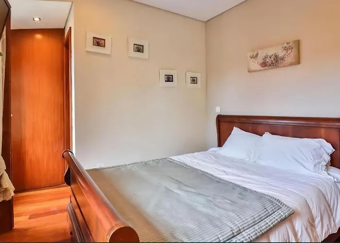 Apartamento 2 Quartos E 2 Casas De Banho * Porto